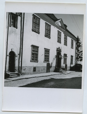Narva, Johan Stääl v. Holstein's house façade.  duplicate photo