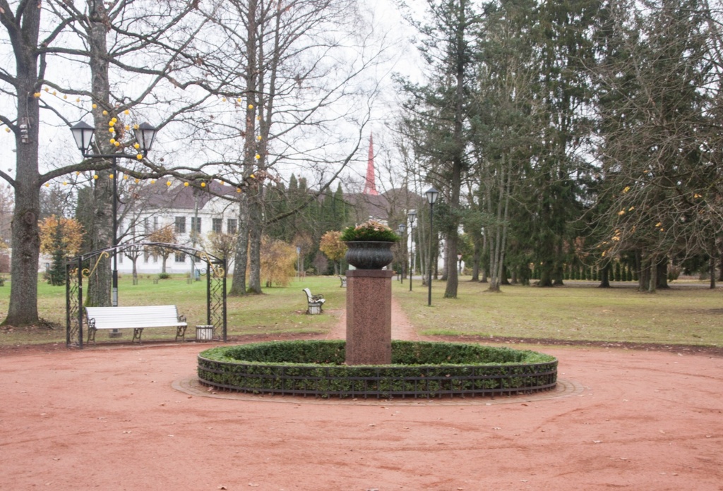Photo, Türi primary school building 20th century. In the first half rephoto