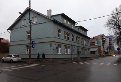 Hoone Leineri t. ja Tombi t. nurgal rephoto