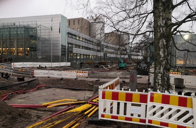 Helsingin yliopiston biokeskus Viikin tiedepuistossa. rephoto