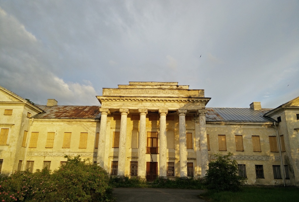 Riisipere Manor building rephoto