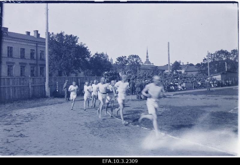 Informal runners on the track.