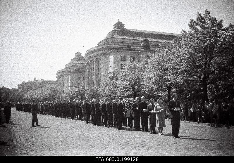 August Jakobson’s funeral visit to the Estonian Theatre.