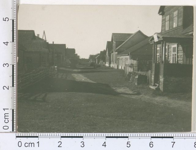 Piirissaare village street