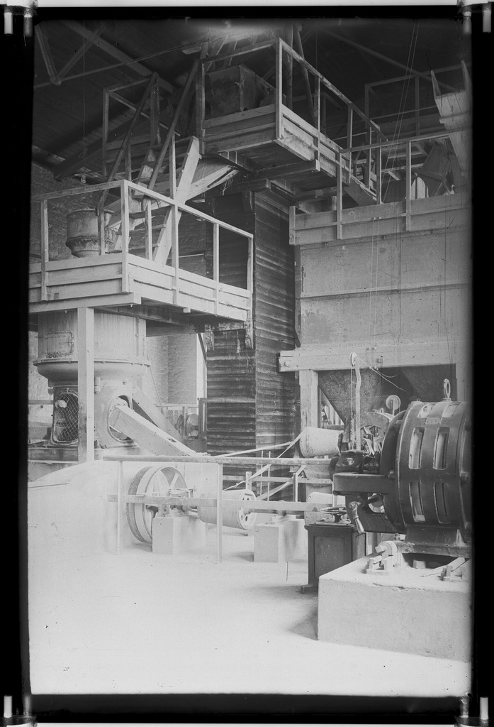 Internal view of Kunda factory