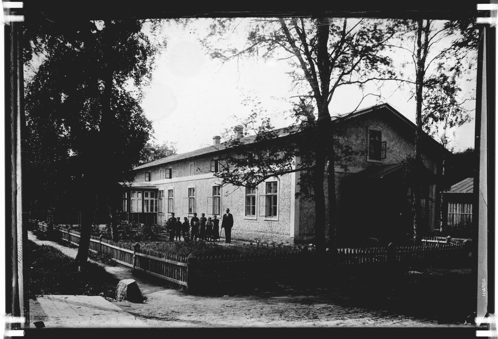 Kunda. The Saxony School in Kivikuri was in the Milk owl. (station 7)