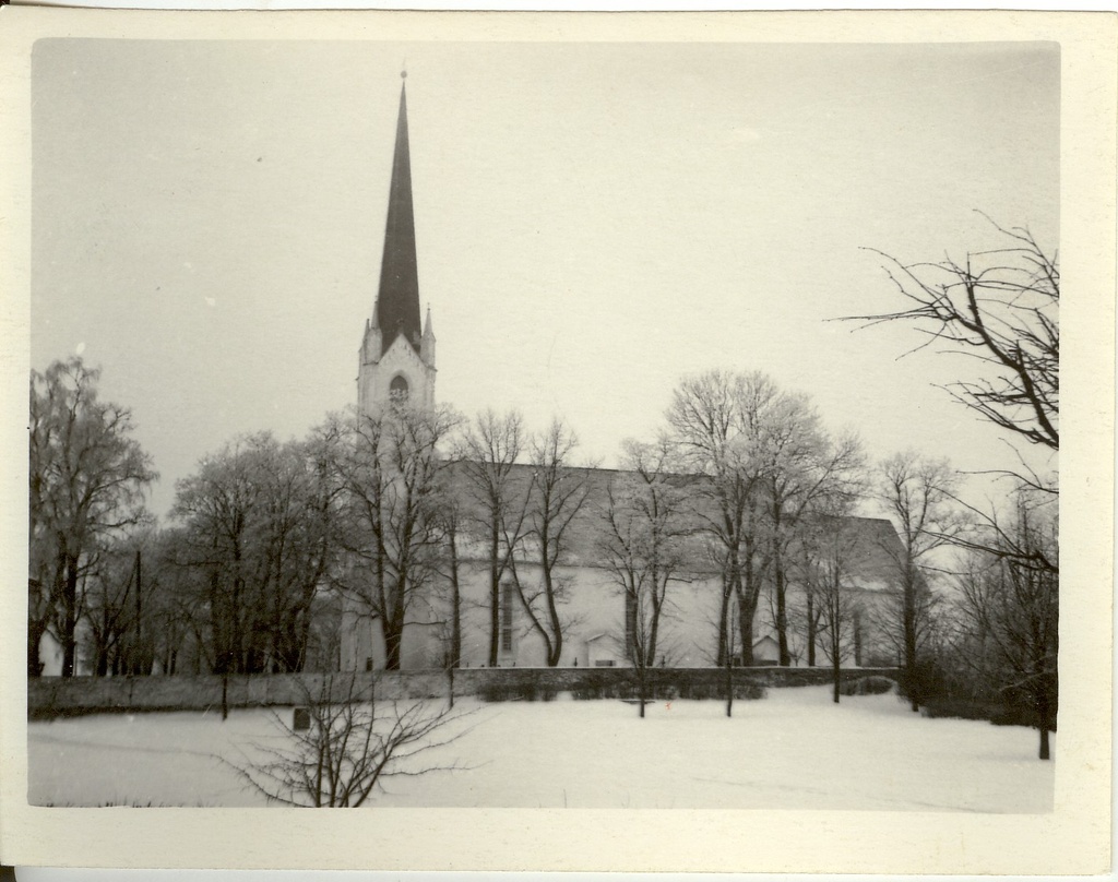 Photo, Järva-Jaani church in 1959.