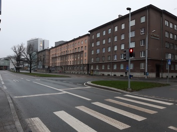 Viru hotel in Tallinn, view along Gonsiori tn-t, in front of the tram. Architects Henno Sepmann, Mart Port rephoto