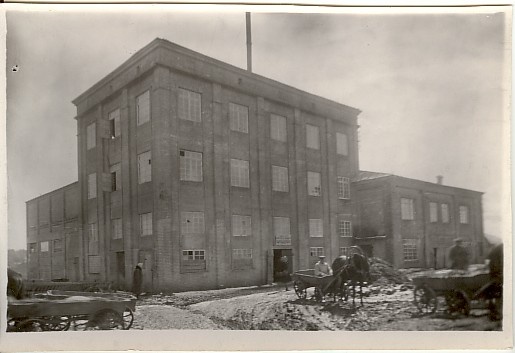 Photo, Järva-Jaani wool industry in 1952.