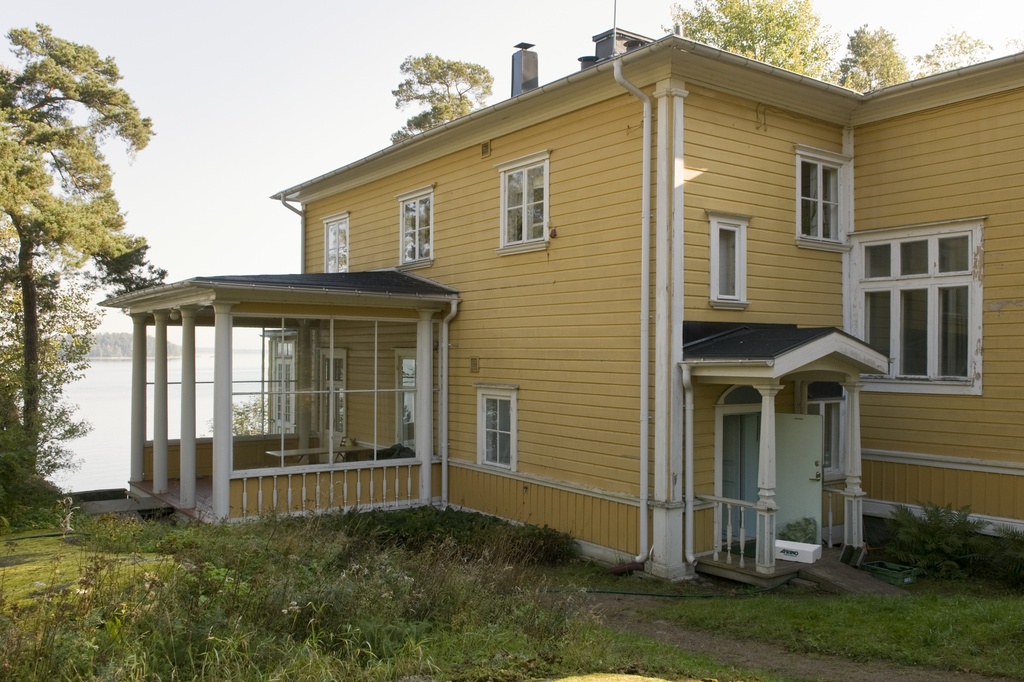 Laajasalo Jollas, Villa Svalviken.