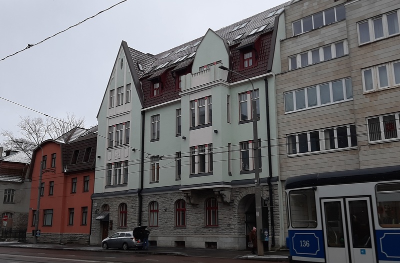 Temporary settlement of Kadrioru pharmacy in 1944-1945. rephoto