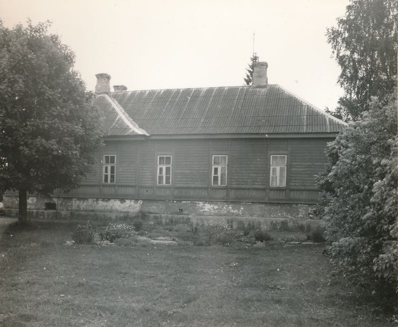 Photo. Taebla railway station. Black and white. Located: Hm 7975 - Technical monuments of Haapsalu district