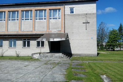 Kuressaare Nelikaare (nelipühi) kirik,  Kaare tn 6, enne restaureerimist rephoto