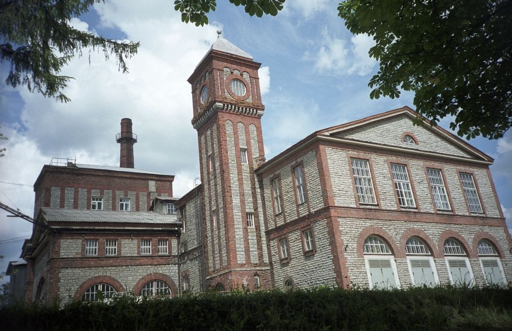 Main building of Ellamaa power plant (built in 1923, arh. A. Vladovski) Turbo