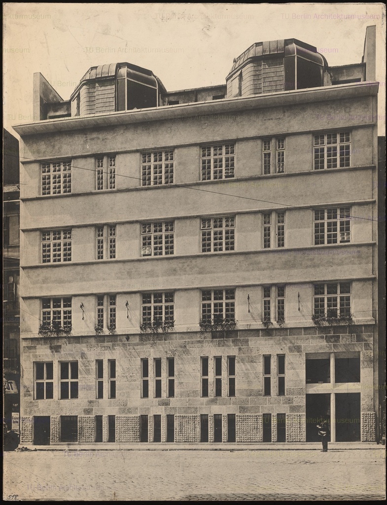 Sanatorium Auersperg, Vienna (1907-1908)