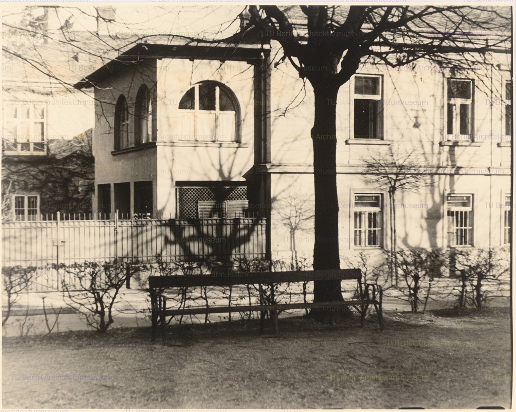 Apartments, Gloriet gas, Vienna. Umbau (1944)