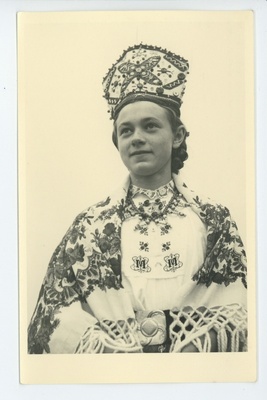 Rahvariided  duplicate photo