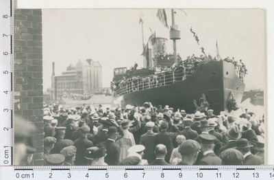 Finnish School Survey. Reaching Tallinn in 1919  duplicate photo