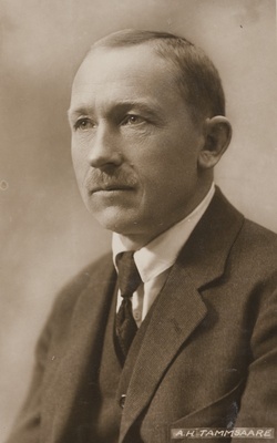 Anton Hansen Tammsaare  duplicate photo