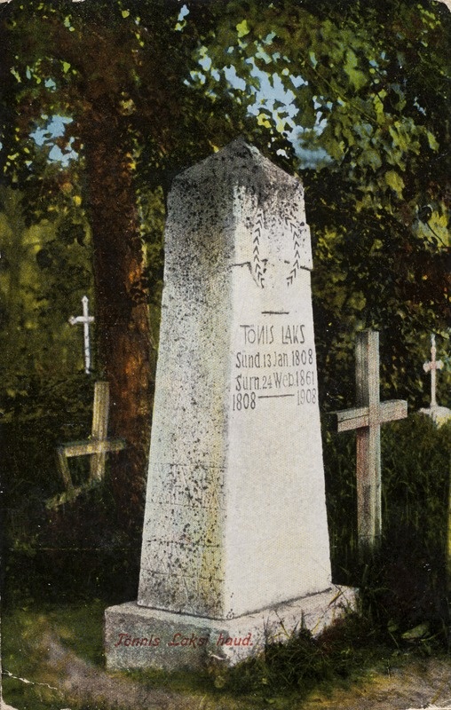 Laksi Tõnise haud Alatskivi kalmistul