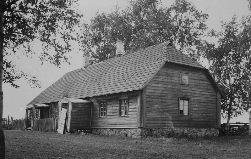 Naelavere koolimaja