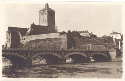 Narva Castle  duplicate photo