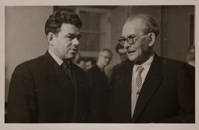 Kirjanike Liidu IV kongressi ajal. Friedebert Tuglas, Aadu Hint  duplicate photo