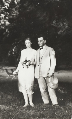 Elo ja Friedebert Tuglas Haapsalus 1932. aastal  duplicate photo