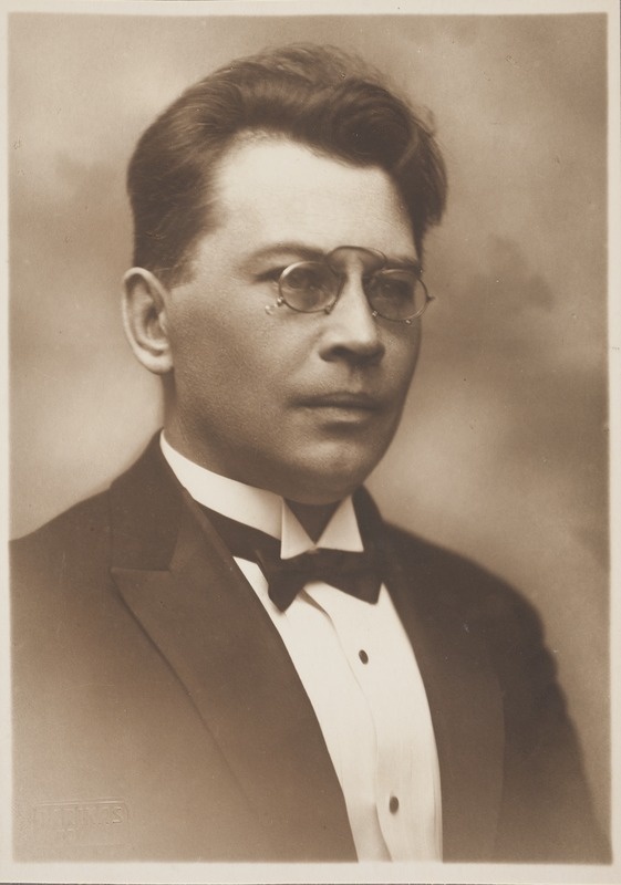 Friedebert Tuglas, 1931
