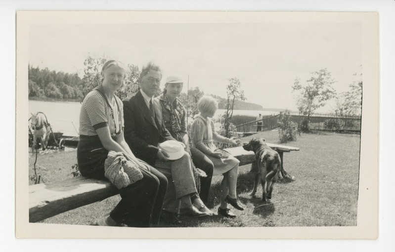 Rossoni Vaikse järve ääres, suvi 1937
