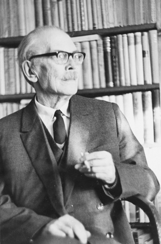 Friedebert Tuglase fotoportree