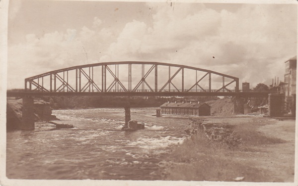 Narva. Railway bridge