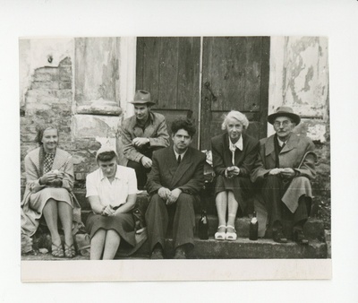 Ahja Härravariku hauakabeli trepil, 12.09.1955  duplicate photo