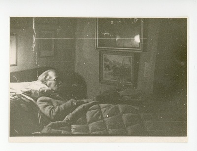 Friedebert Tuglas voodis, 1960  duplicate photo