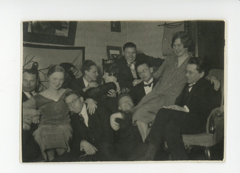 Aleksander Tassa, Elsbet Markus, Mihkel Toomse, Heiti Talvik, Virve Huik, Friedebert Tuglas, Elo Tuglas