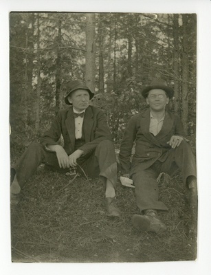 Jaan Vahtra ja Friedebert Tuglas, 1921  duplicate photo