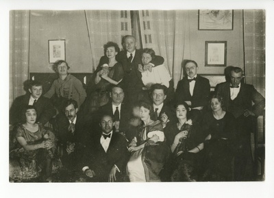 Ado Vabbe, Julius Genss, Elo Tuglas, Rudolf Paris, Aleksander Tassa, Friedebert Tuglas, Konrad Mägi  duplicate photo