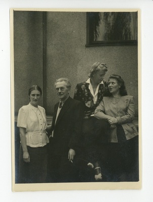Friedebert Tuglas ja Elo Tuglas Pärnus, 15.08.1948  duplicate photo