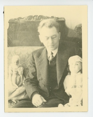 Friedebert Tuglas kevadel 1937  duplicate photo