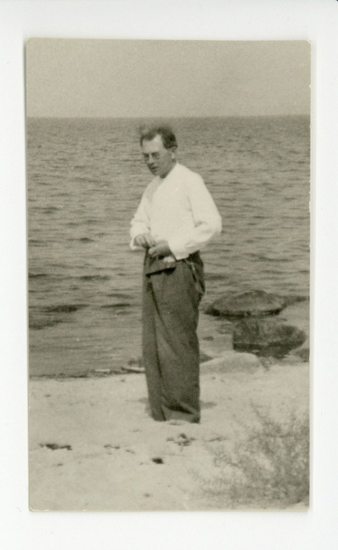 Friedebert Tuglas Valkla rannas, 08.1939