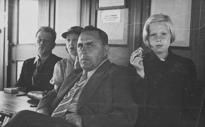Naroova jõelaeval, suvel 1937  duplicate photo