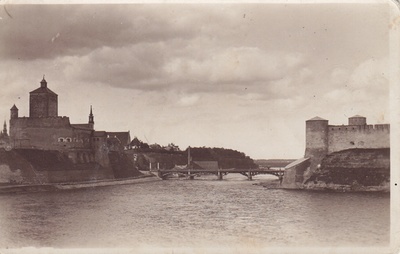 Narva Fortress and Ivangorodi Fortress  duplicate photo