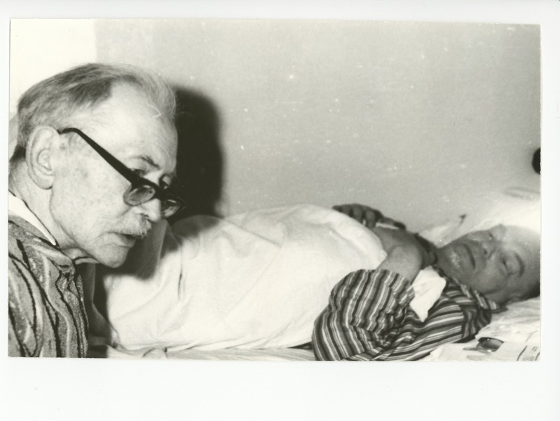 Friedebert Tuglas ja Anton Vaarandi haiglas, 02.1971