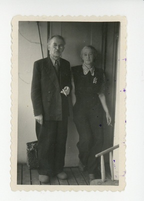 Friedebert Tugas ja Elo Tuglas verandal, 1951  similar photo