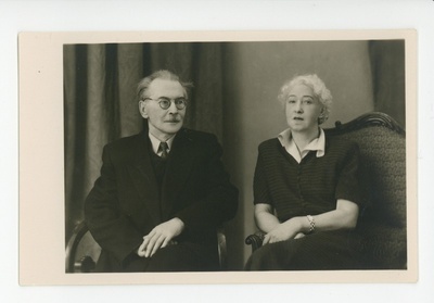 Elo Tuglas ja Friedebert Tuglas ühisportree, 01.1956  duplicate photo