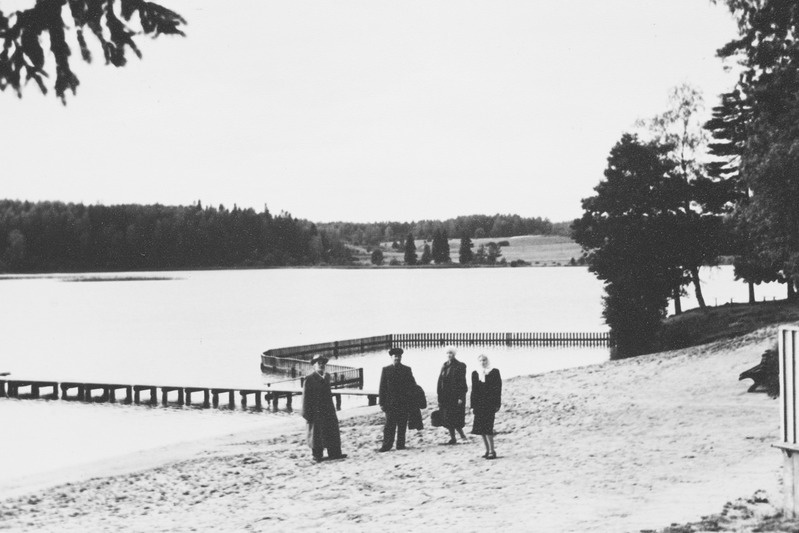 Elva järve ääres, 28.08.1956