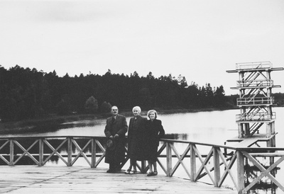 Elva järve ääres, 28.08.1956  duplicate photo