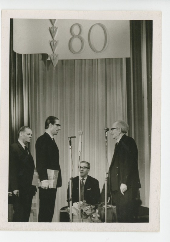Friedebert Tuglast tervitavad Raoul Viies ja Ralf Parve