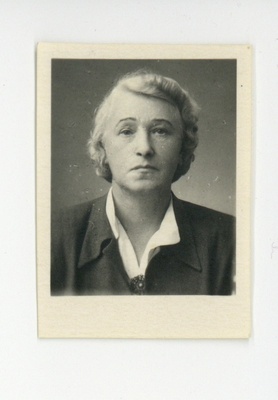 Elo Tuglase passipilt  duplicate photo