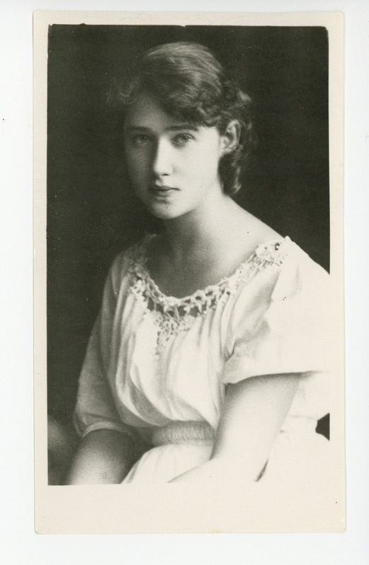 Elo Tuglase portree, 1918